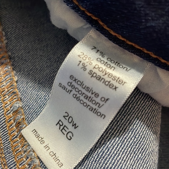 Maurice’s Regular Jeans - Picture 11 of 11